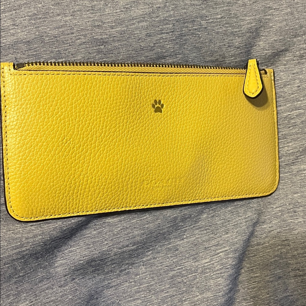 Coach Yellow Leather Crossbody Bag w/ detachable strap and pouch EUC - Picture 14 of 16